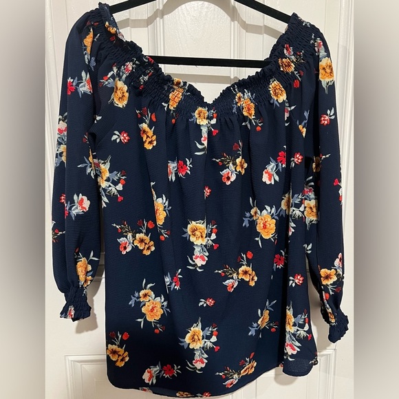 Rue+ Navy Blue w/ Yellow & Red Floral Design Off Shoulder Flowy Blouse Size 2X - Picture 9 of 9